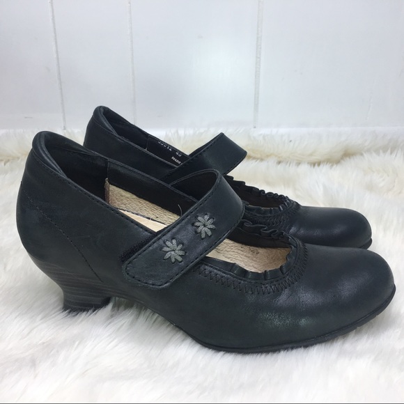 Wolky Shoes - Wolky Leather Mary Jane Heeled 40/8.5 Black